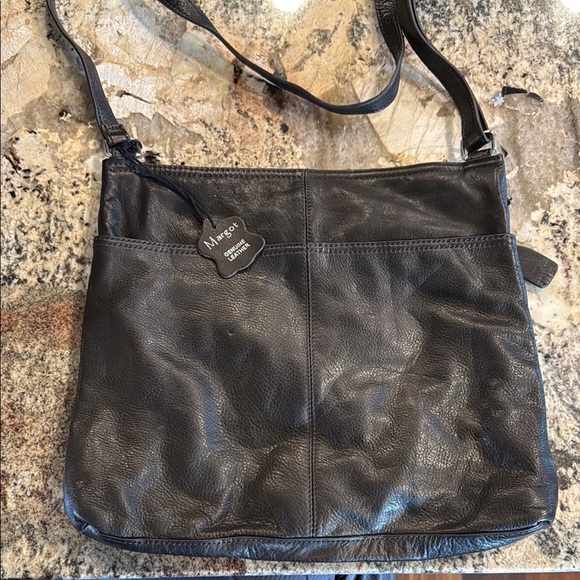 Margot Black Messenger Bag with Adjustable Straps - Picture 4 of 4